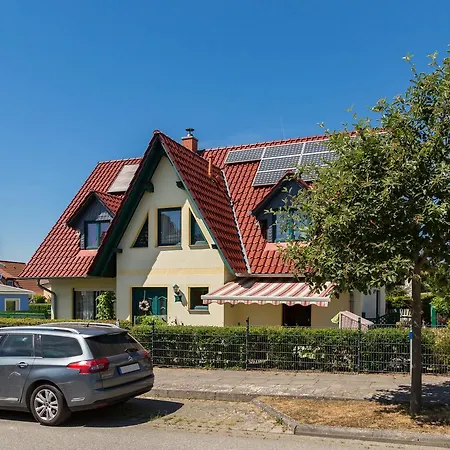 Haus Arvert Appartamento