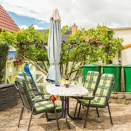 Haus Arvert Appartamento *